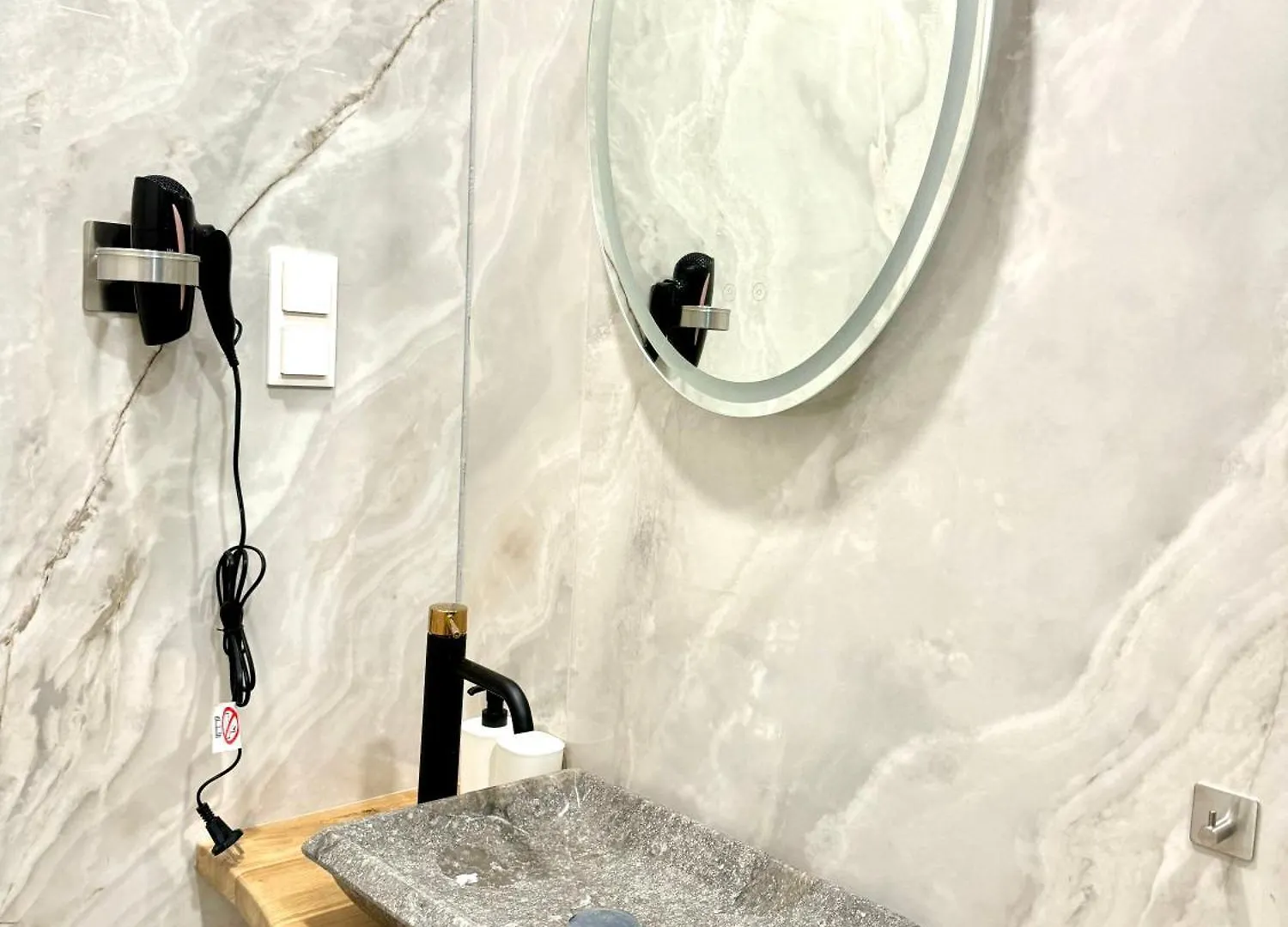 וינה Opera Apartment 149 M2